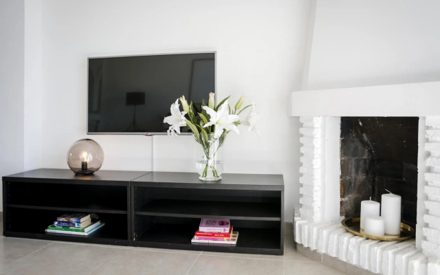 RDM - Stylish Holiday Apart with Ocean Views