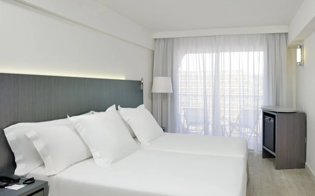 Отель Sol House Mallorca