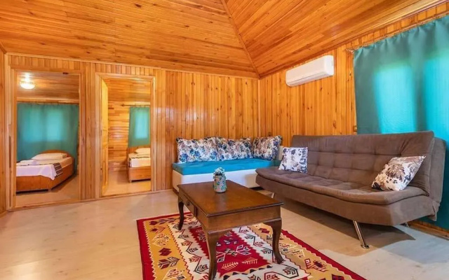 Ala Guesthouse