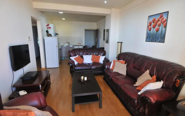 Ithaki Phinikoudes Apartment No. 202