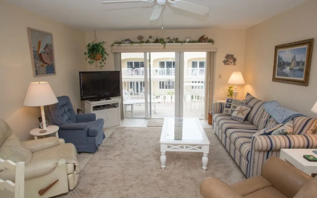 Win-San C-208 - 2 Br Condo