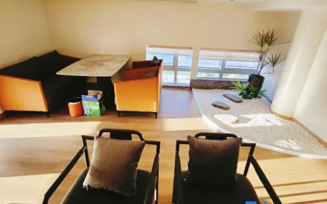 Yunjing Hotel (Kunming South High-speed Railway Station)