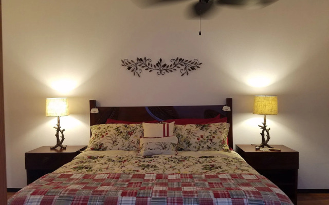 Volcano Acres Ranch B&B