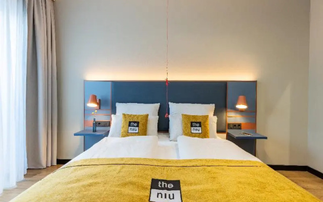 Holiday Inn - the niu Clink Hamburg Barmbek by IHG