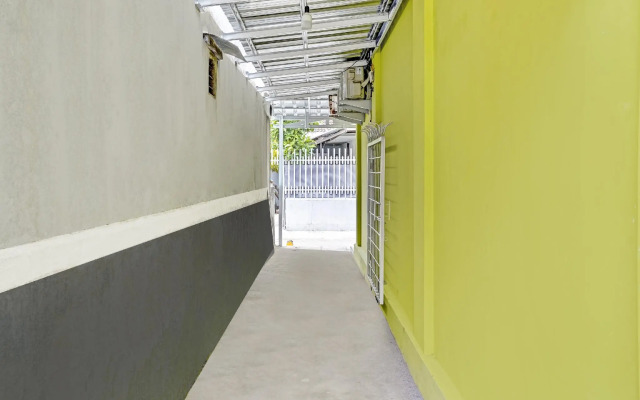 Dewi Guest House Syariah by Oyo