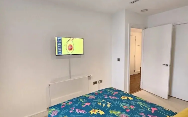 Cozy London Apartment Canary Wharf
