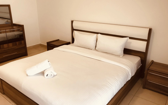 Tala Bay Residence - Families Only