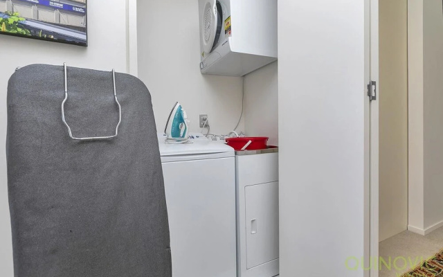 QV Premium City Living - 840