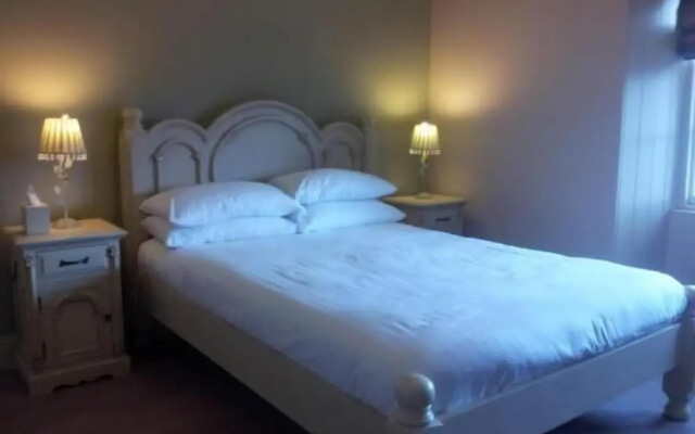 Loch Maree Hotel