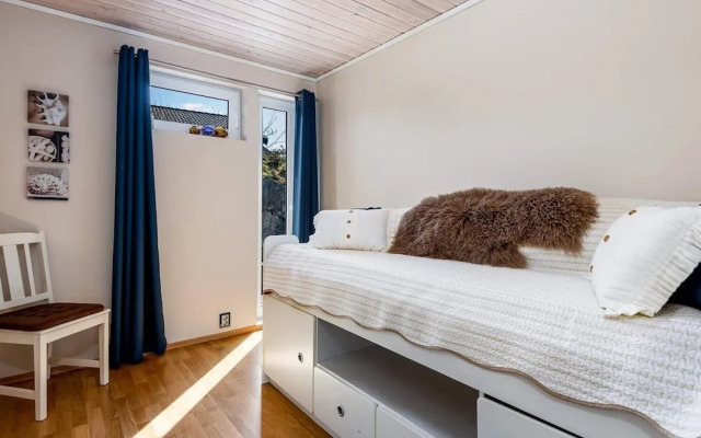 6 Person Holiday Home in Bomlo-by Traum