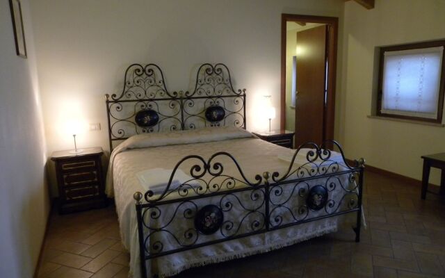 Отель Agriturismo BB Mambrotta Италия, Сан-Мартино-Буон-Альберго - отзывы, цены и фото номеров - забронировать отель Agriturismo BB Mambrotta онлайн комната для гостей