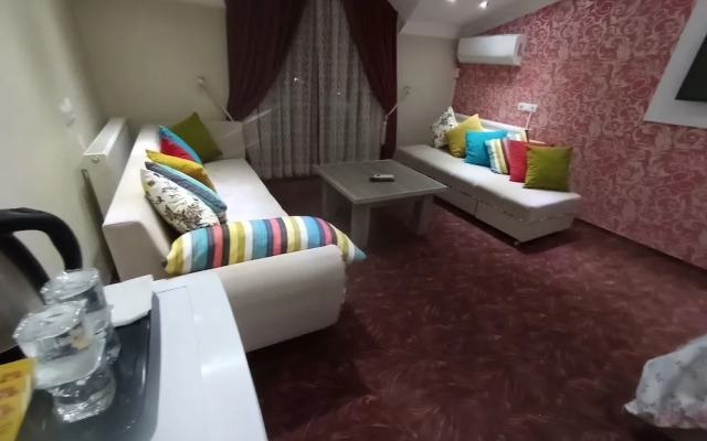 Ceren Otel