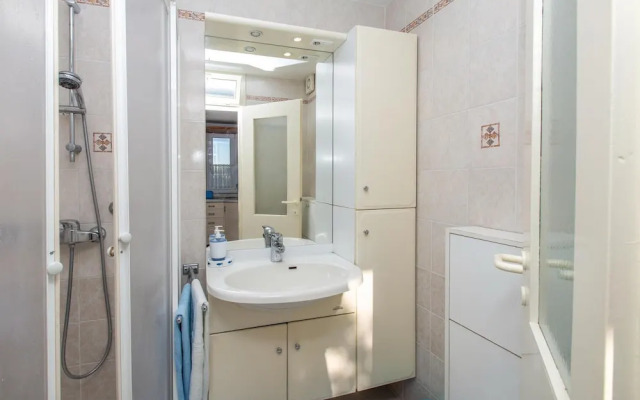 Awesome Home in Piran With Wifi and 1 Bedrooms