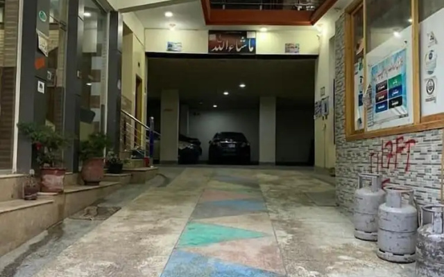 Madina Tower Hotel & Restaurant