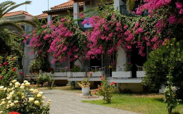 Paradise Hotel