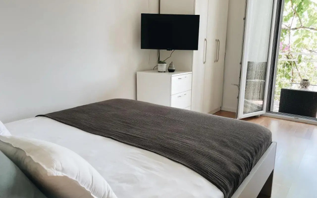 Apartments Fani 3421