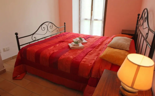 Mansion in Apecchio With Pool