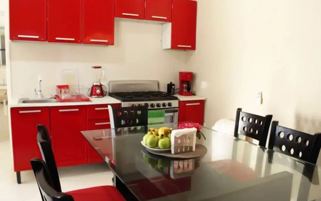 Room in Apartment - Cozy Mérida Retreat With Pool & Garden View