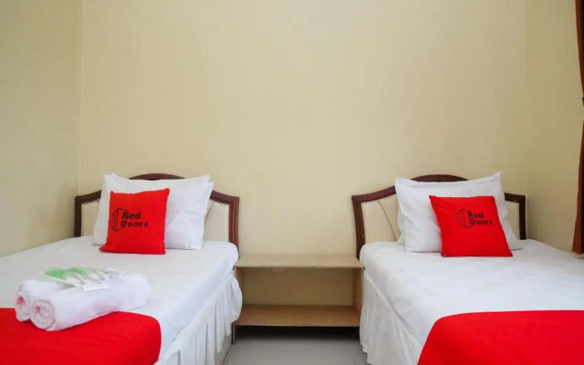 RedDoorz Syariah Near Taman Rekreasi Kalianget Wonosobo