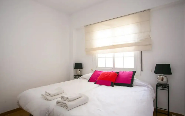 Modern Penthouse Near Sagrada Familia With Terrace