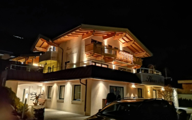 Haus Monika