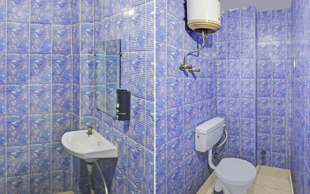 OYO Flagship 70367 Padam Residency