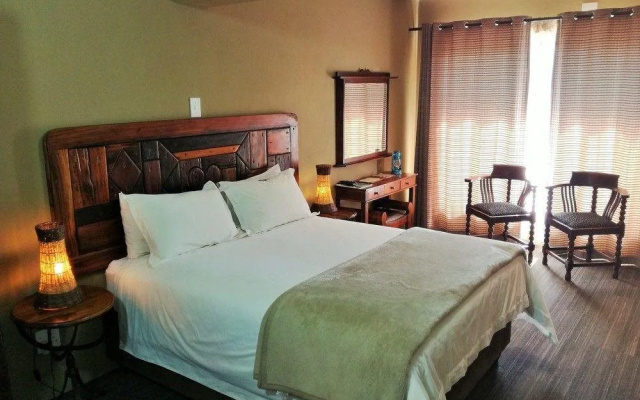 Africlassic River Lodge- Rivonia