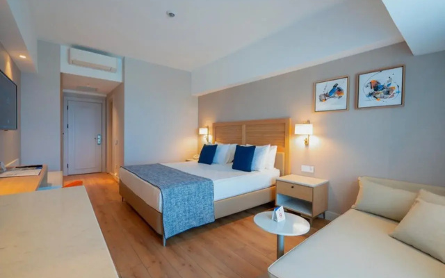 Sural Saray Hotel