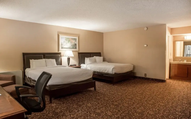 Grand Idaho Inn & Suites
