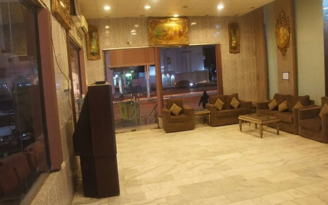 Al Hinawi Hotel