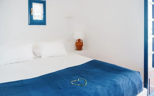 White Blue Villa formerly Ippocampi