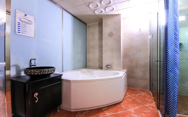 Andong Win Hotel