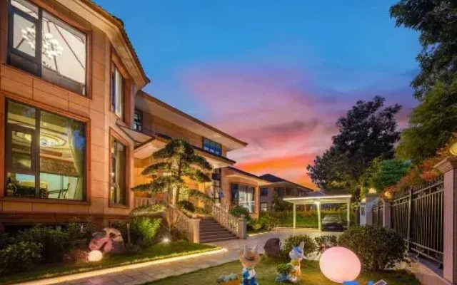 Taina Garden · Hongmu Art Inheritance · Holiday Villa (Near Gasa Airport & Water-Splashing Square)