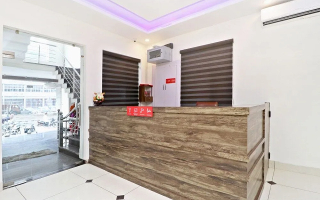 OYO 22097 Hotel Jd
