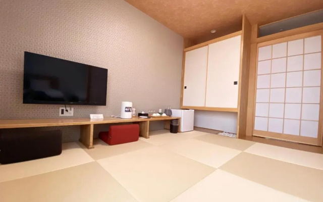 hotel hanafuji inn