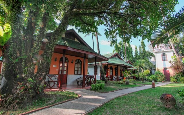Отель ZEN Premium Chaloemprakiat Patong вид на фасад