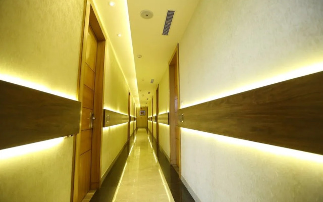 The Gurveer Royal