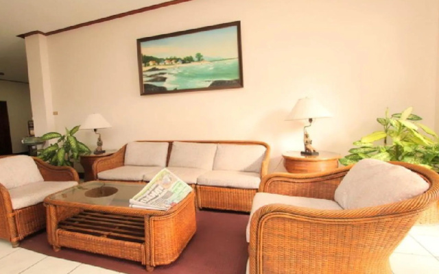 Baan Busarin Hotel