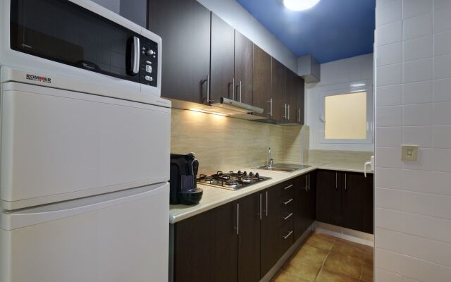 Отель Apartamentos Bon Repos Испания, Санта-Сусанна - 1 отзыв об отеле, цены и фото номеров - забронировать отель Apartamentos Bon Repos онлайн