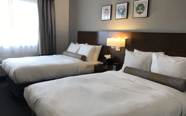 Edgewater Hotel