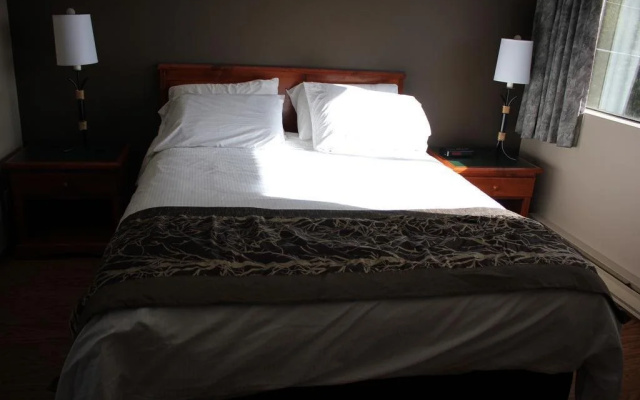The Bamfield Motel