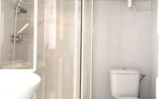 Appartement Balaruc-les-Bains, 1 pièce, 4 personnes - FR-1-503-7