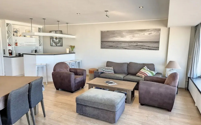 Apartment Albertstrand With Stunning Seafront View