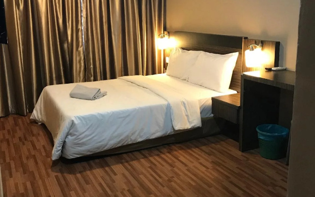 V Hotel