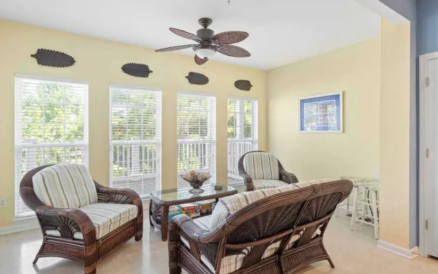 Creekside Getaway Stay for 8