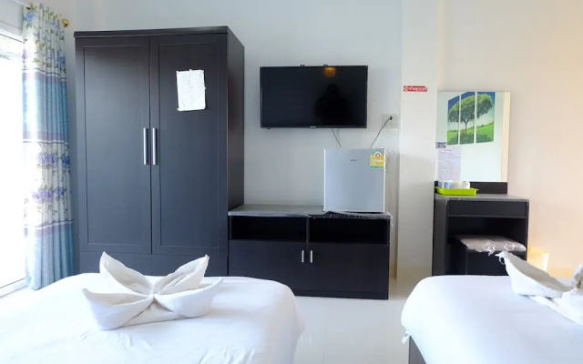 R J House Resort