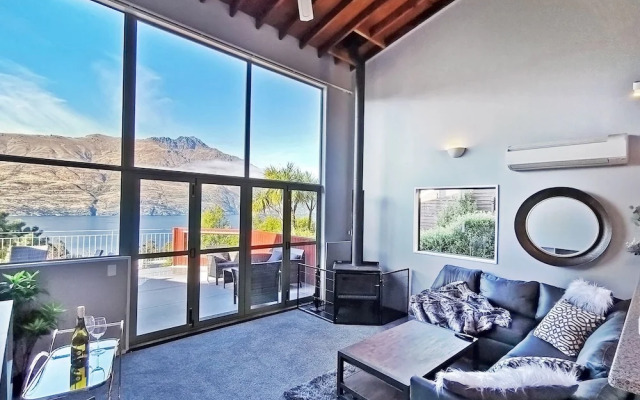 Mountain, lake, sun and this sensational home