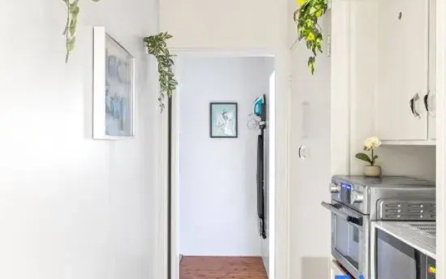 Killara Rooms – Close to Shops & Trains