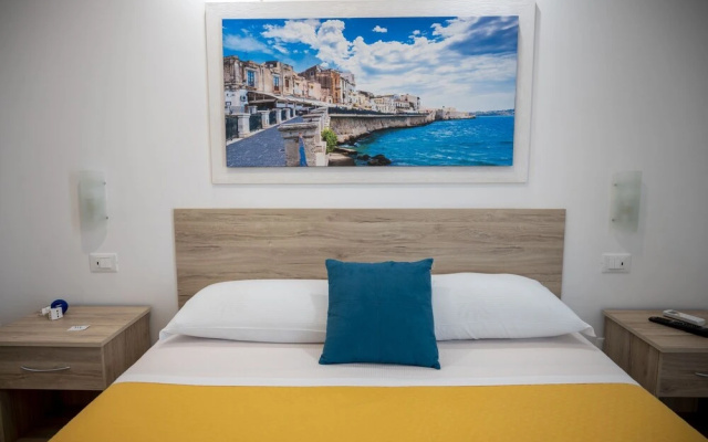 Quarzo Apartment On Sea Shore