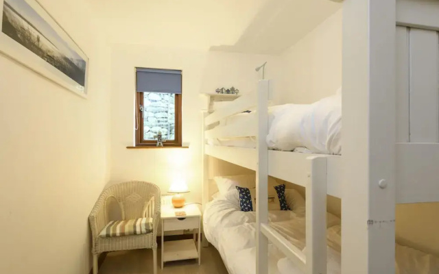 White Lodge Apartments